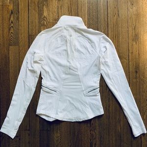 NWT Lululemon White Front of the Pack 1/2 Zip